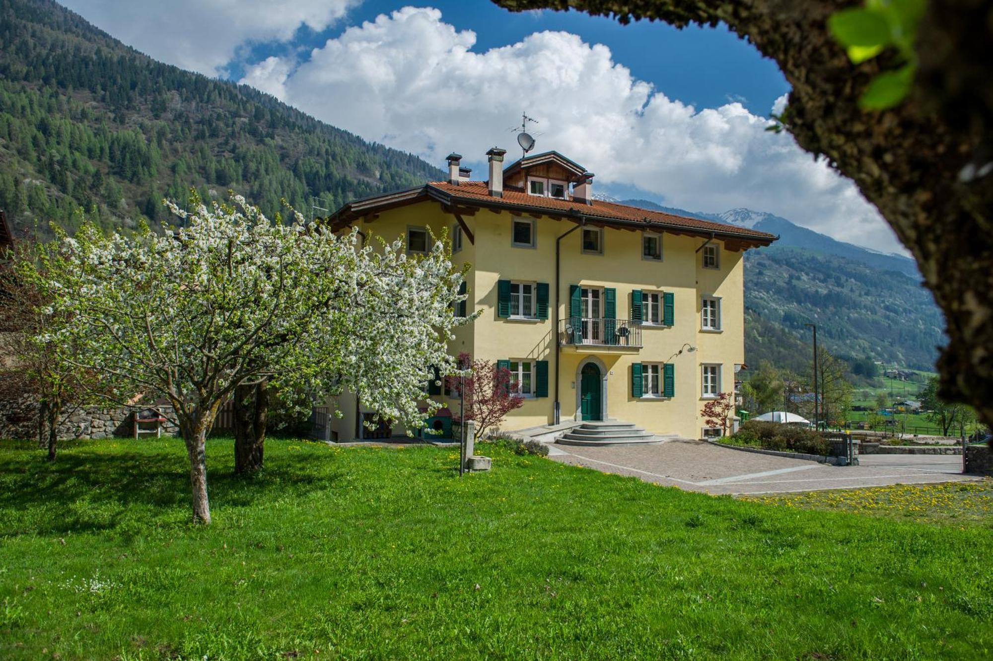 Aparthotel Casa Tomaselli Pellizzano Exteriér fotografie