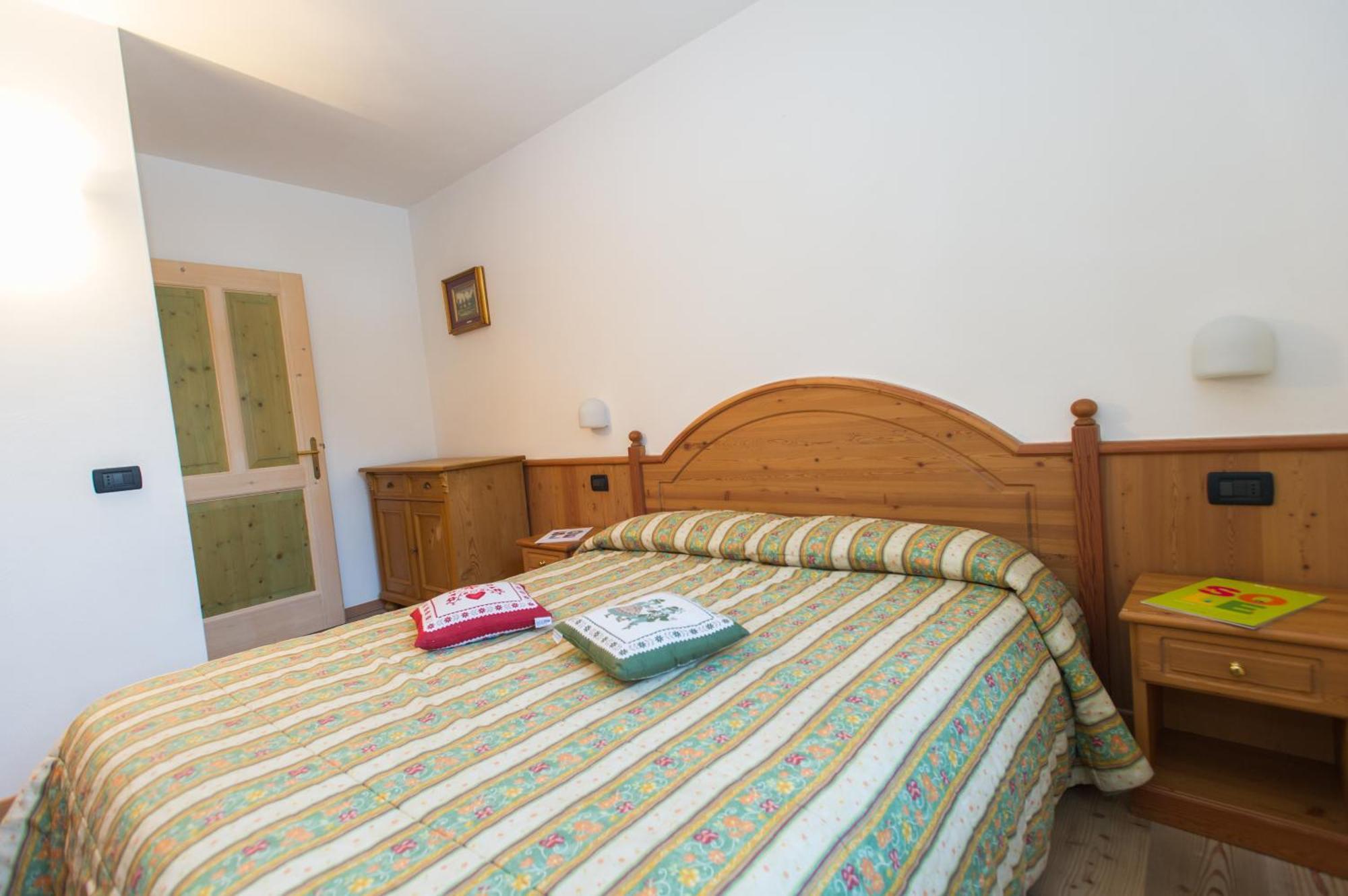 Aparthotel Casa Tomaselli Pellizzano Exteriér fotografie