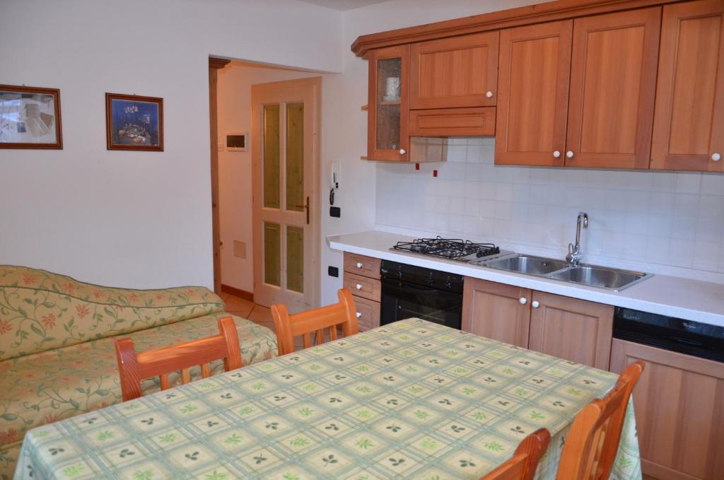 Aparthotel Casa Tomaselli Pellizzano Exteriér fotografie